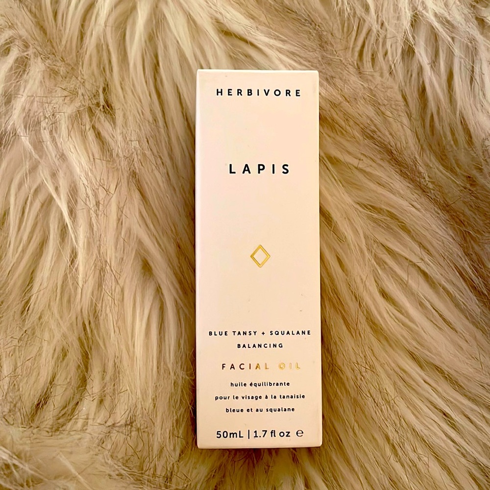 Facial oil